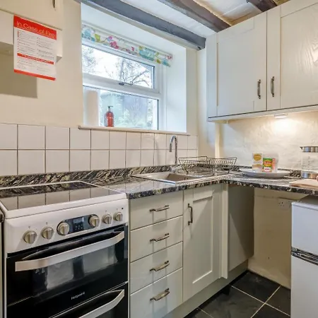 2 Bed In Grange-over-sands Oc-95723 *